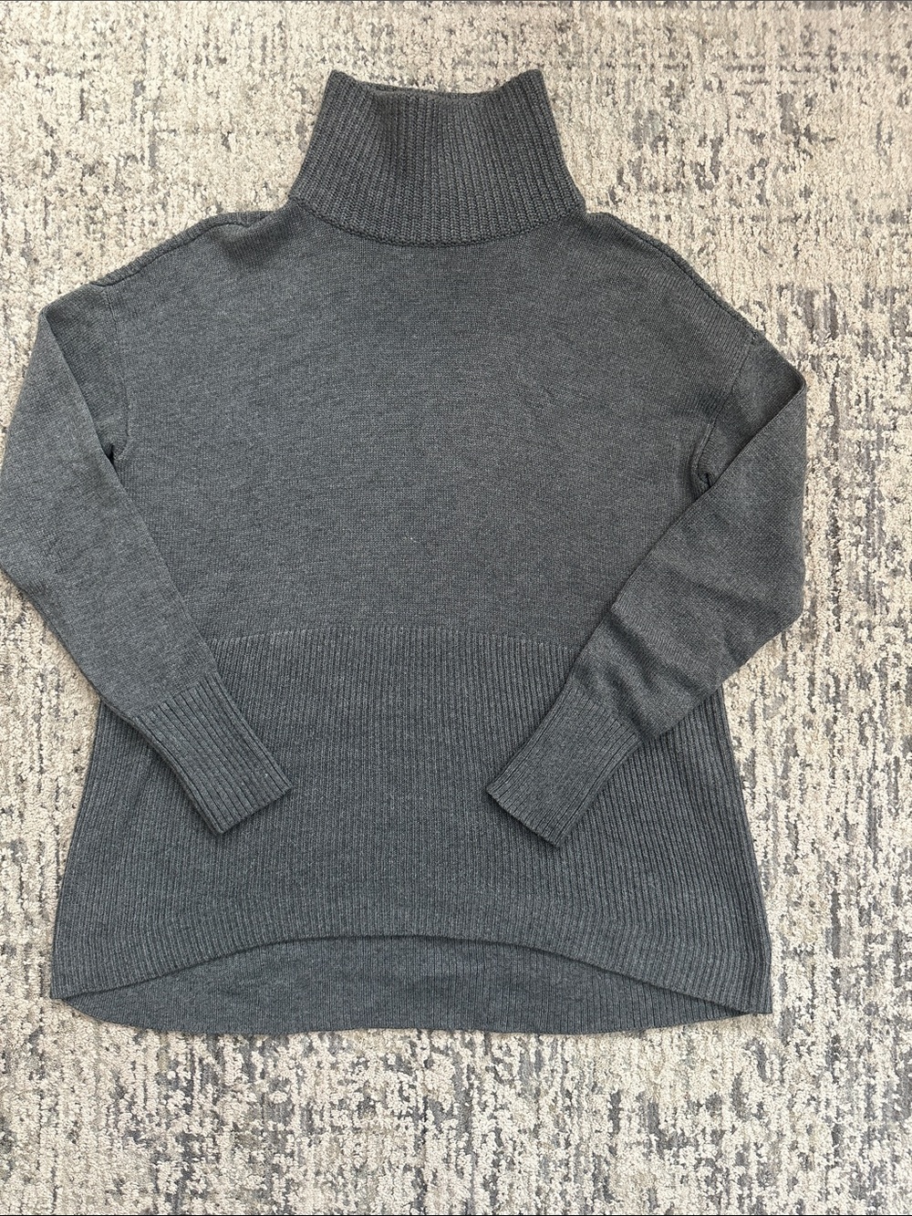 Lou & Grey Charcoal Ribbed Turtleneck Sweater